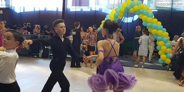 1500 танцюристів у Рівному змагалися на ювілейному турнірі 