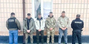 Троє жителів Рокитнівської громади незаконний перетин чоловіків призовного віку через кордон  