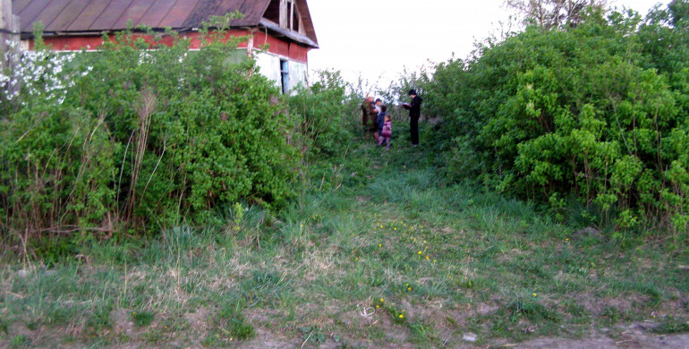 На Рівненщині діти намагались підірвати артилерійський снаряд (ФОТО)