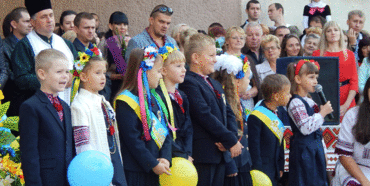 Політик просить чиновників Рівненщини не мордувати дітей на 1 вересня