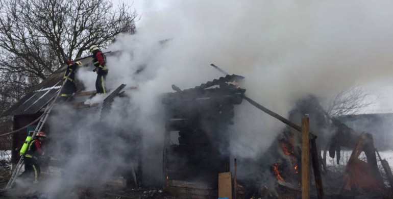 На Володимиреччині трапилася пожежа у будинку: власник оселі загинув (ФОТО)
