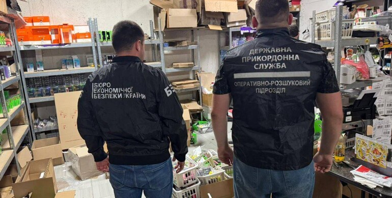 Два чоловіки з Рівненщини та Прикарпаття збували контрафактні електронні сигарети 