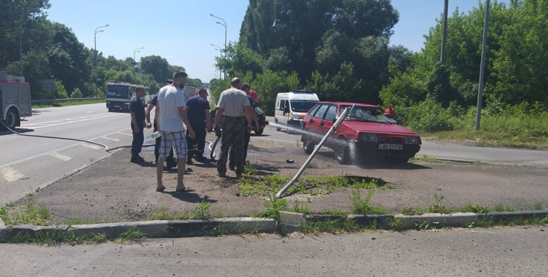 ДТП з постраждалими на Дубенщині: зіткнулось два автомобілі (ФОТО)