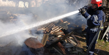 У Гощанському районі згоріла господарча будівля (ФОТО)