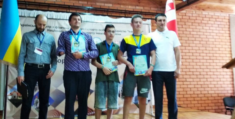 Спортсмен із Рівненщини здобув бронзу на чемпіонаті України з шашок-64 