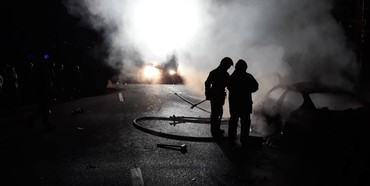 Потрійне смертельне ДТП на Рівненщині: рятувальники боролися з палаючим автомобілем (ФОТО)