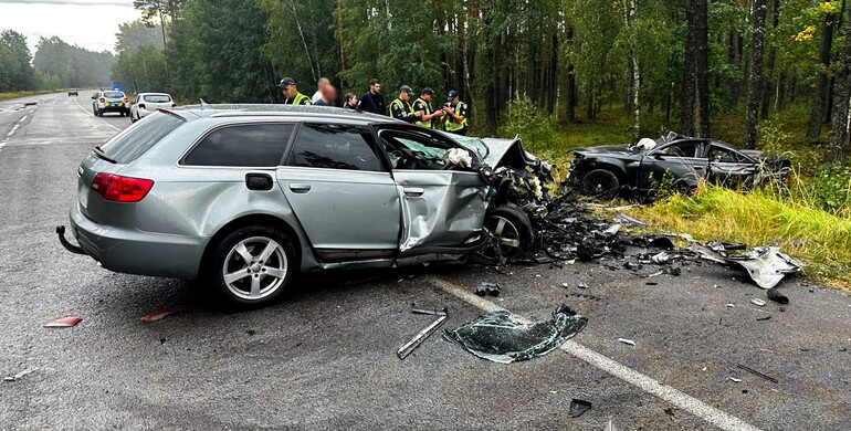 На Рівненщині внаслідок ДТП загинула 21-річна водійка 