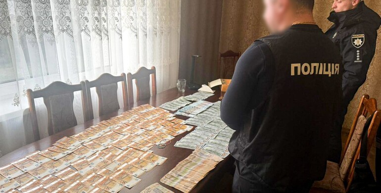 На Рівненщині викрили підприємця на отриманні хабаря 