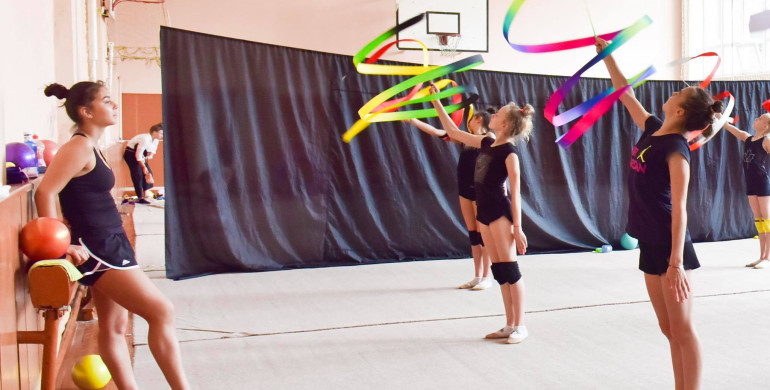 Рівненські гімнастки провели масштабні тренувальні збори (ФОТО)