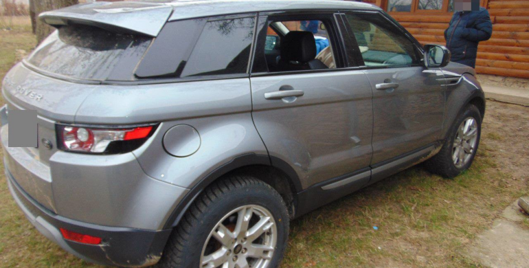 На Рівненщині розшукали крадений "Range Rover"