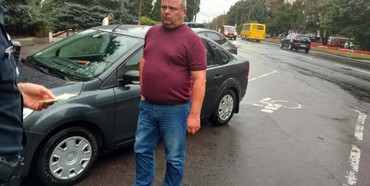 Головний шляховик Рівного припаркувався на місці для інвалідів і попався (ФОТО)