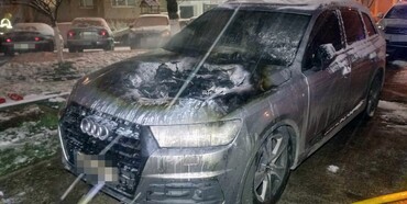 Учора у Рівному  невідомі підпалили  кросовер «Audi Q7»