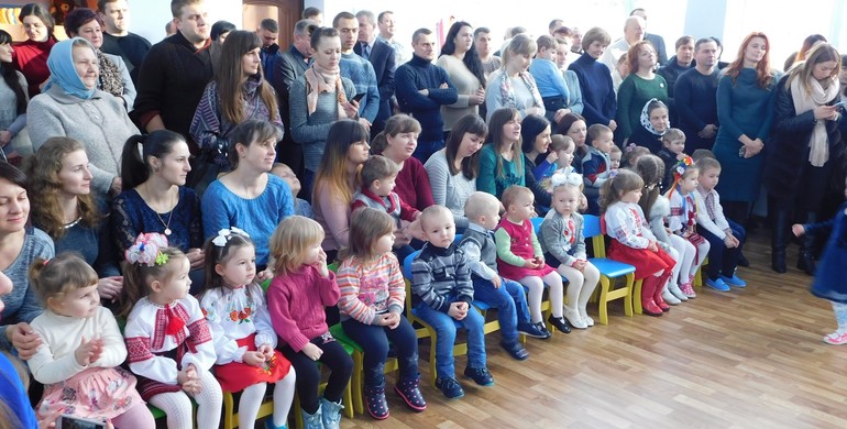 На Рівненщині дошкільнята отримали новий корпус садочка