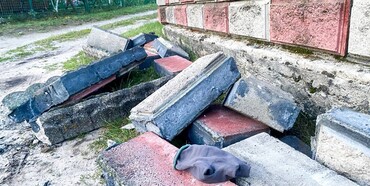 У Вараському районі внаслідок обвалу бетонного паркану загинув 4-річний хлопчик 