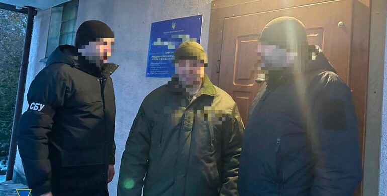 На Рівненщині судитимуть ділків, які налагодили механізм підпільної торгівлі зброєю