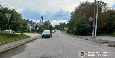 У Млинові під колеса авто потрапив малолітній