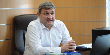 Народний депутат з Рівненщини відмовився складати мандат за своє кнопкодавство