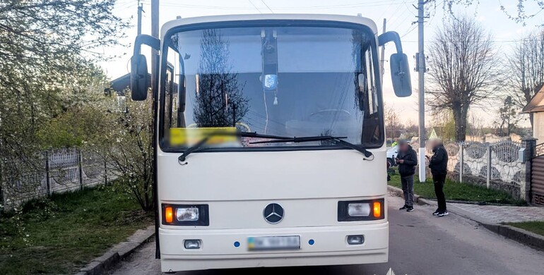 У Рівненському районі 10-річний велосипедист потрапив в ДТП