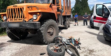 У Вараському районі внаслідок ДТП загинув 16-річний мотоцикліст 