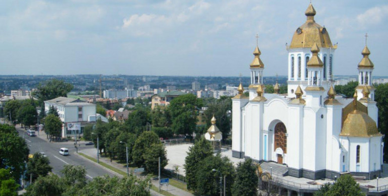 Коли рівнянам дивитись великодні онлайн-богослужіння (РОЗКЛАД)