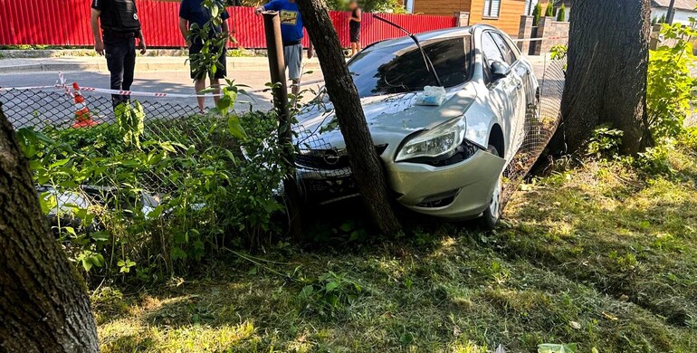 У Рокитному травмувалася неповнолітня водійка мопеду без посвідчення водія 