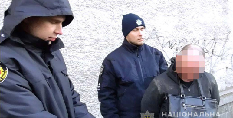 Переїхав до Рівного та почав нападати до жінок: поліція затримала жителя Луганська за розбій (ФОТО, ВІДЕО)