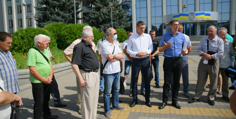 Із ініціативи Президента України пенсіонерам-силовикам підвищать виплати