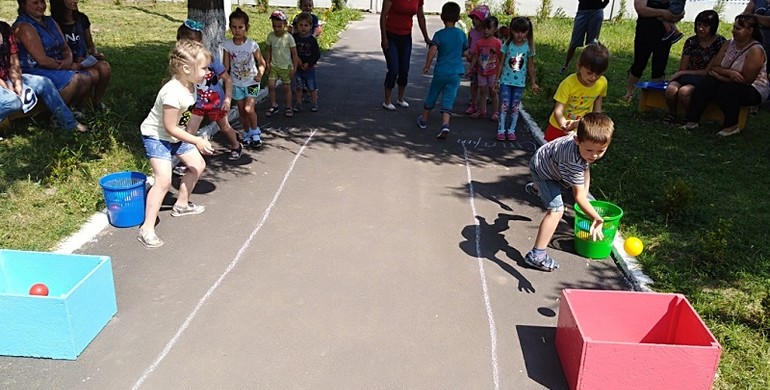 13 000 дітей Рівненщини цьогоріч взяли участь у веселих стартах (ФОТО)