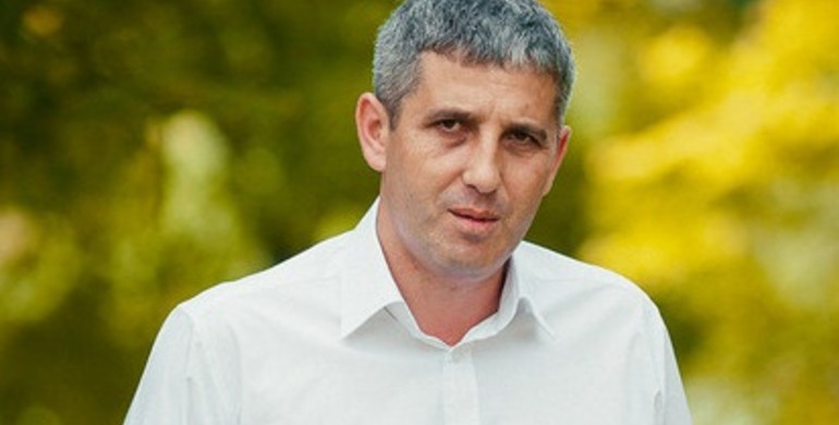 "Радикальний" депутат Рівнеради виявився офіційним доларовим мільйонером