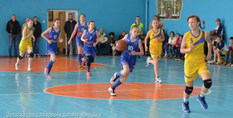 Рівненські баскетболістки виграли бронзу Всеукраїнської ліги [+ФОТО]
